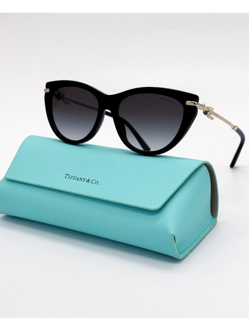 New Tiffany & Co Sunglasses TF4253 8001/3C Black Gold Cat Eye Eyewear